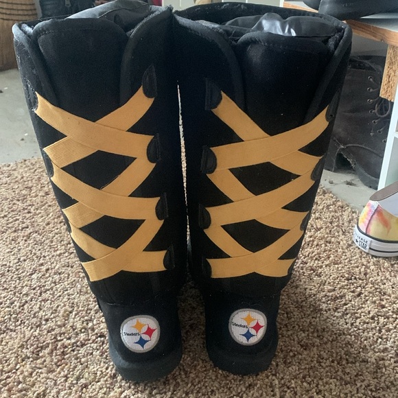 Brand New Never Worn Women’s Steelers Boots - Picture 4 of 4